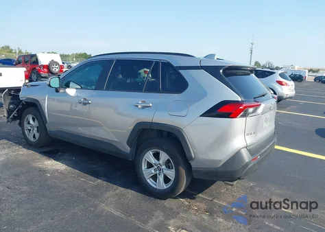 2021 Toyota Rav4 Xle/Xle Premium z USA, uszkodzony, nr VIN 2T3W1RFV5MC097147